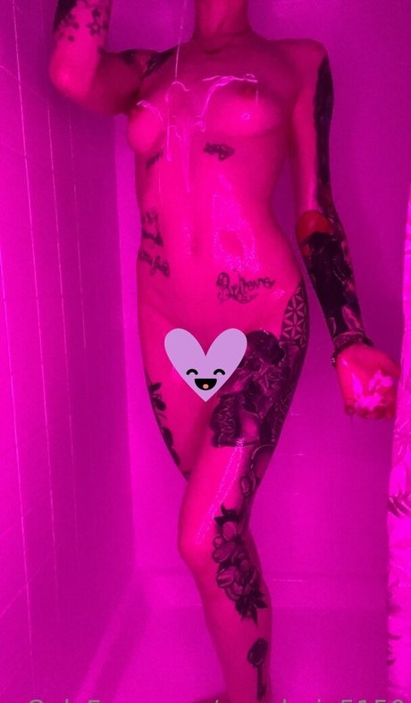 xovalerie5150 hot actress photo