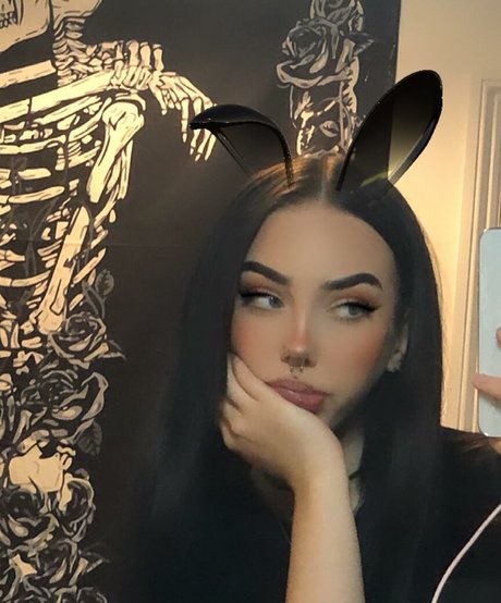 flat chested onlyfans hot porn photos