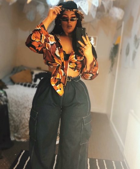 Holly Marston hot pornstar picture