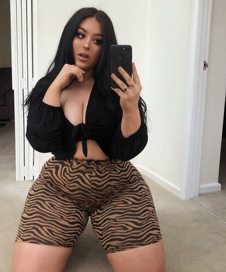 Holly Marston pornstar exclusive gallery