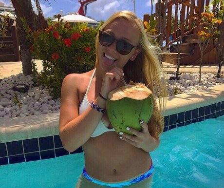 petite girls onlyfans hot sex images