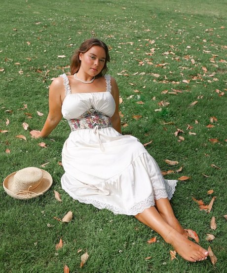 Venezia Cruz nudes actress photo