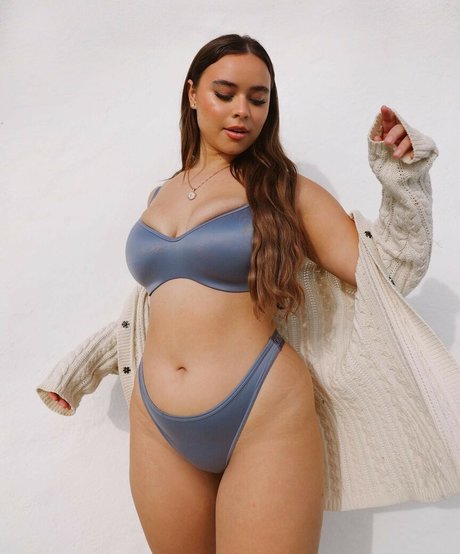 college girl onlyfans nudes images