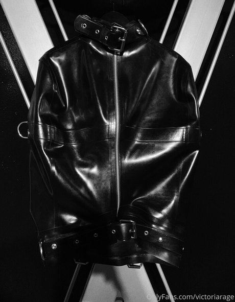 victoriarage nude pornstar picture