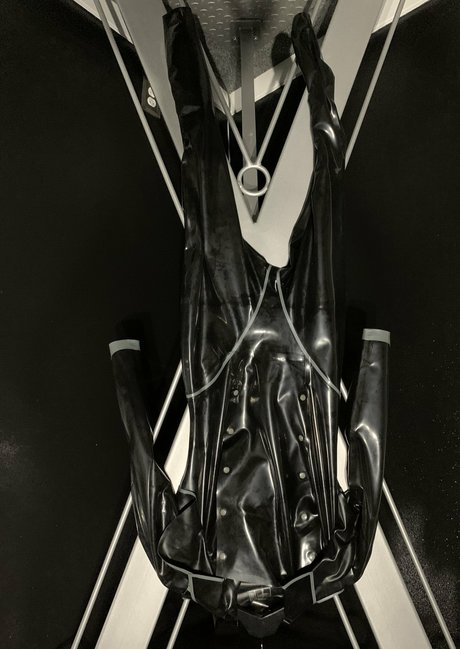 victoriarage hd model pics