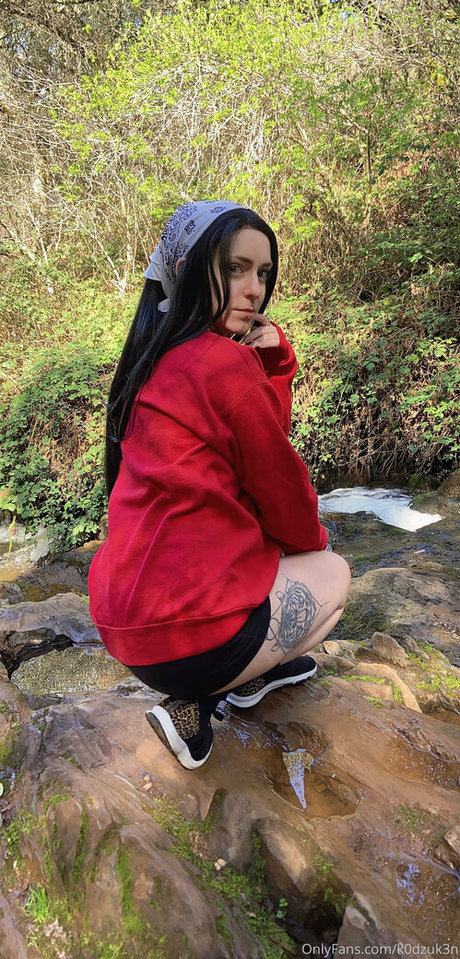 minibunzzz model pretty image