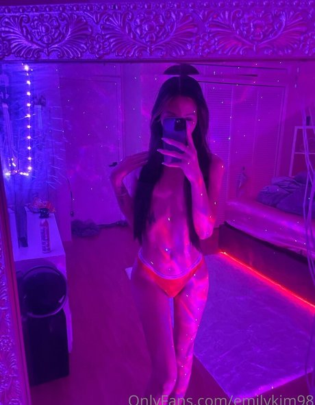 Emily Kim model adult photo