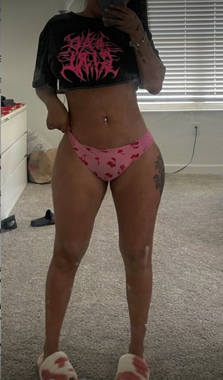 Valentina Paola perfect star photo