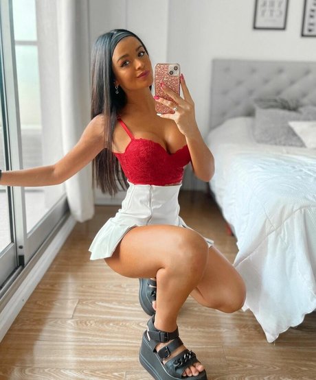 Valespurio exclusive star picture