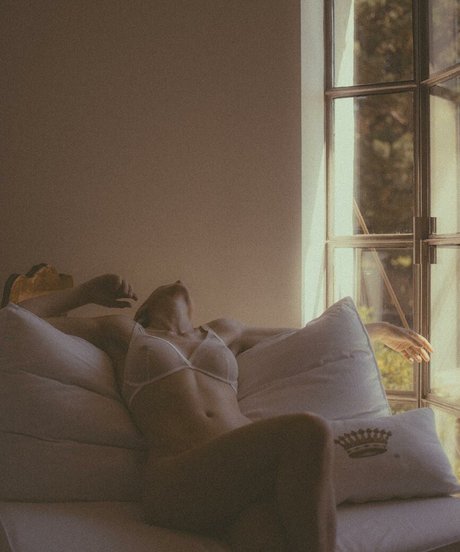 milf tits onlyfans nude photo