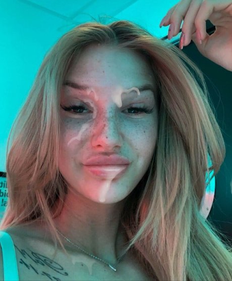 nelldelli top star archive