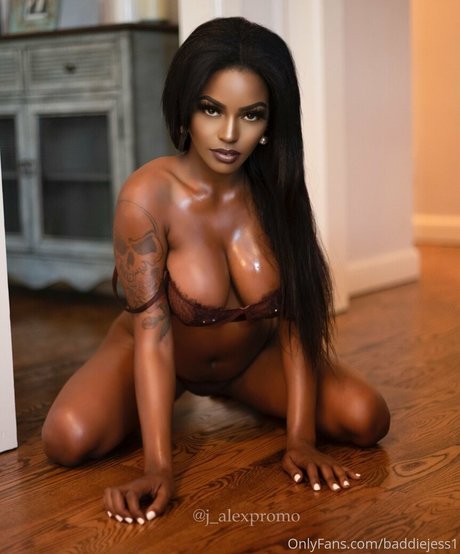 milf deepthroat onlyfans erotic image