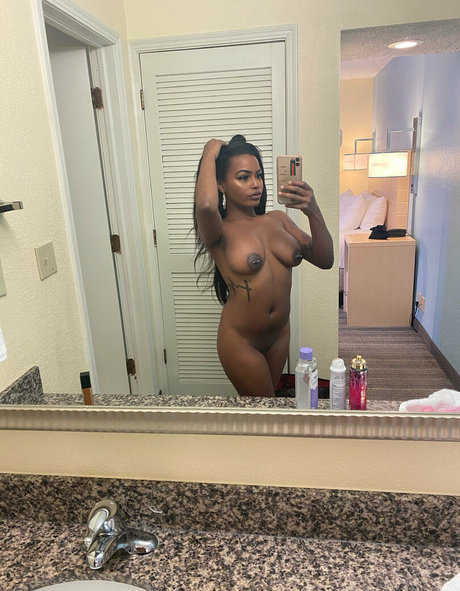 blowjob brunette onlyfans art naked pics