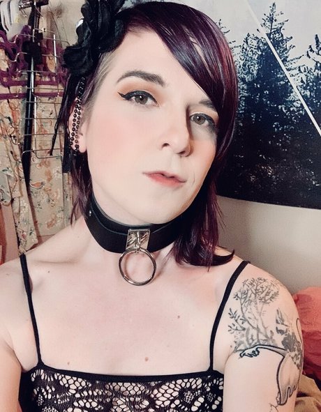 tskaelamoon nice actress pics