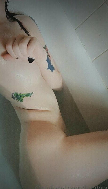 LouiseJulie star hd picture