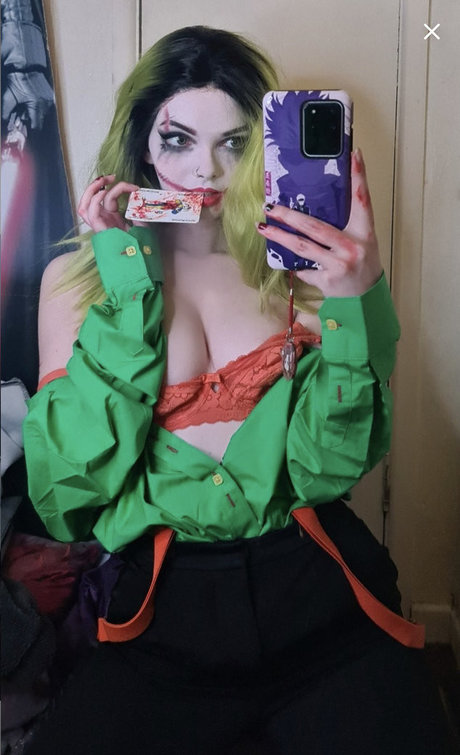 LouiseJulie model nude pic