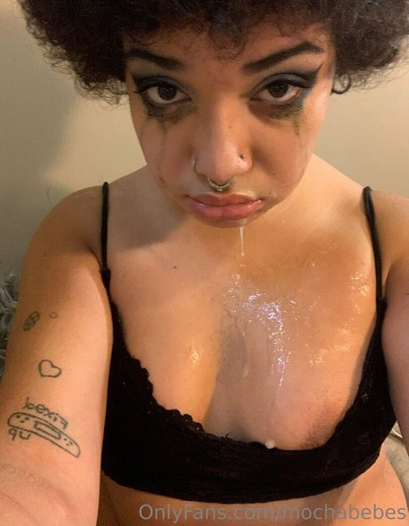 mochabebes naked model pic
