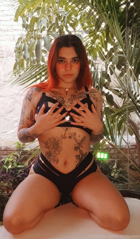 rennloveee top model gallery