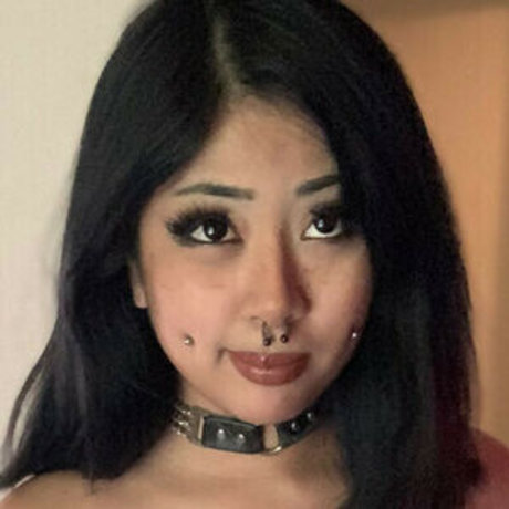 Softporecorn model naked image