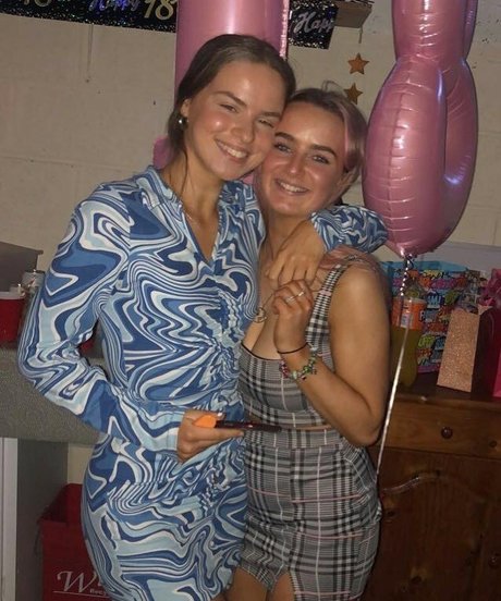 Aiobhin model sex picture