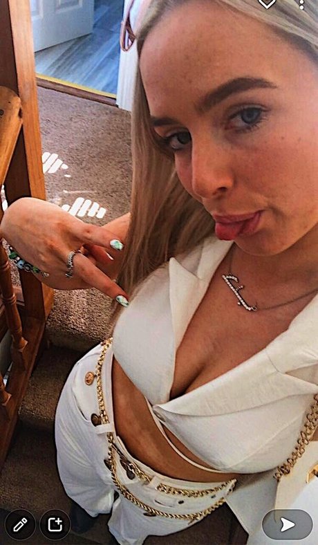 Aiobhin pornstar hd archive