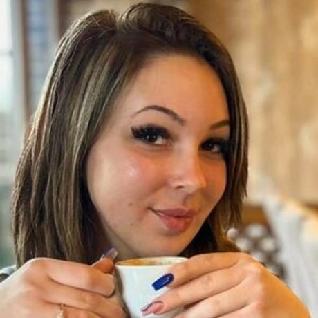 british blonde onlyfans hot nude pic