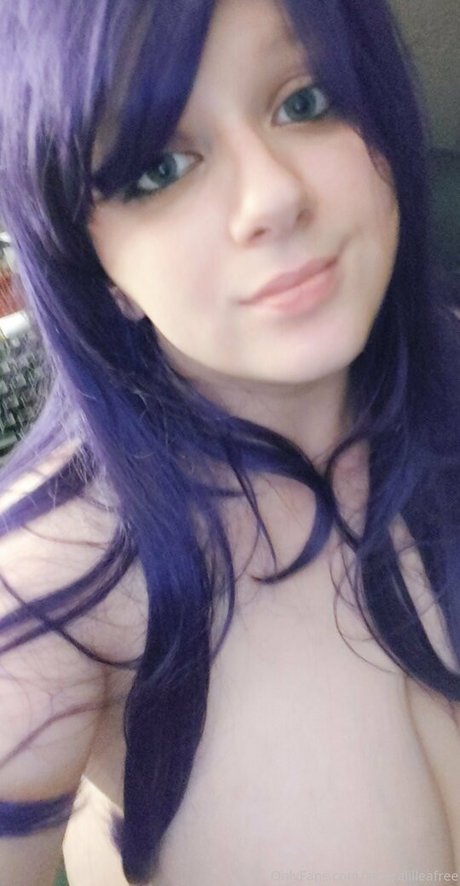 aezlealilleafree hd actress picture