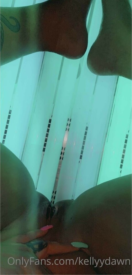 kellyydawn naked actress picture