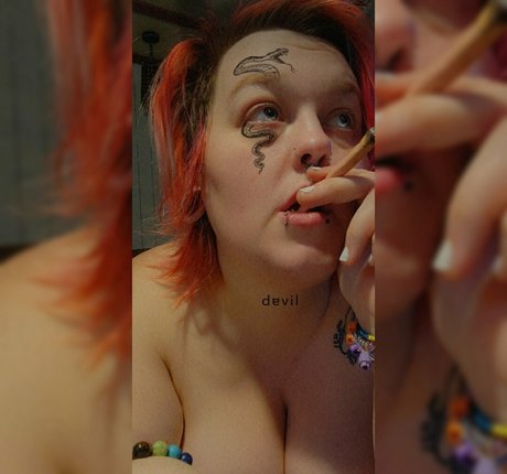 bbwstonerdoll nude model image