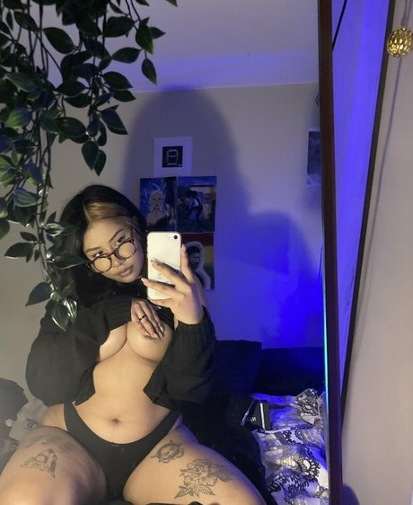 femme demon perfect actress photos