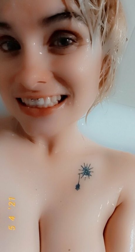 humpday addams top model archive