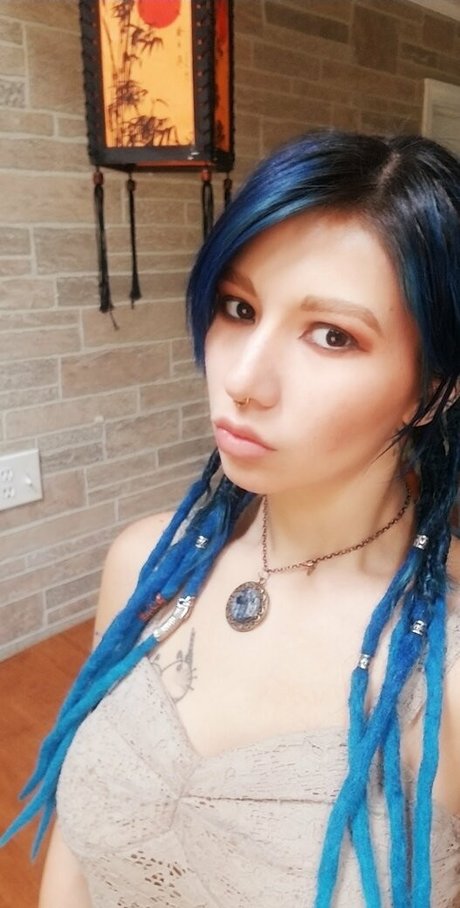 empressming xxx actress photos