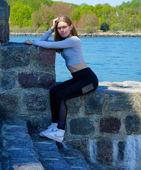 lxllx se star nude pic