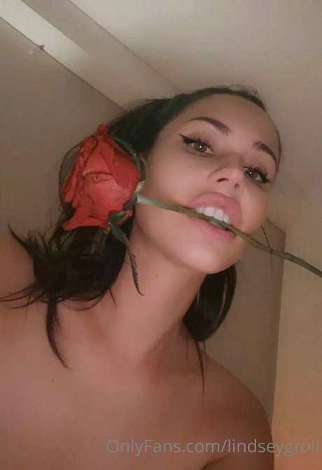lindseygroll sexy star archive