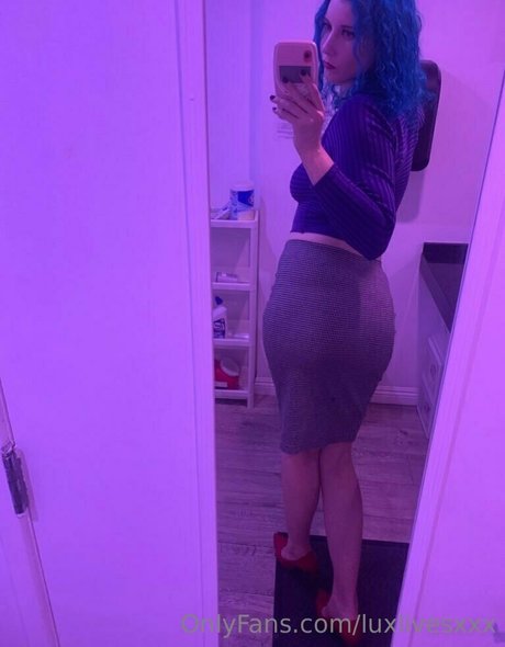 luxlivesxxx model xxx pictures