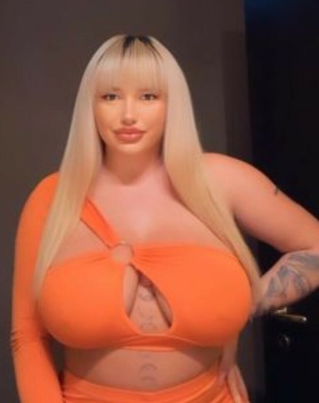 Francesca Alexandra adult model img