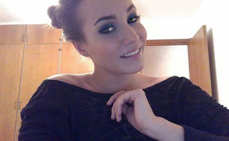 Katrina Maria star top photos