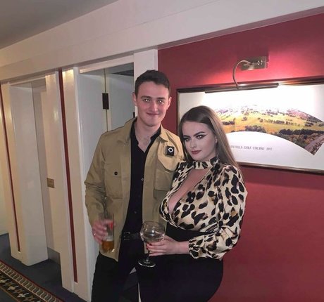 shemale outdoor onlyfans sexy xxx images