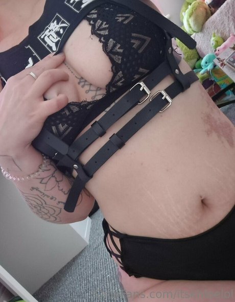 itskhloelol pornstar nudes images