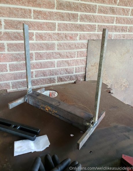 weldlikeababe model pornographic picture