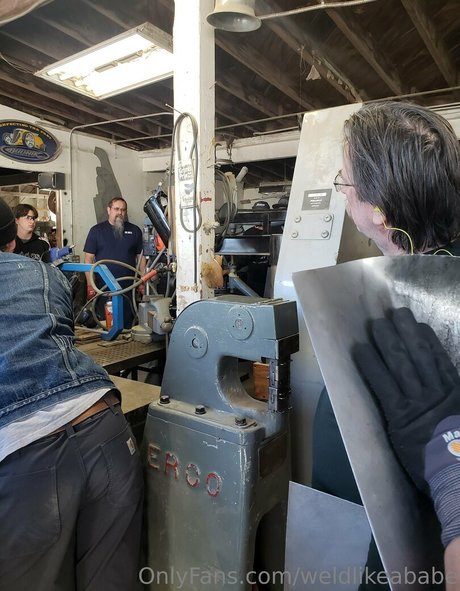 weldlikeababe art star pic