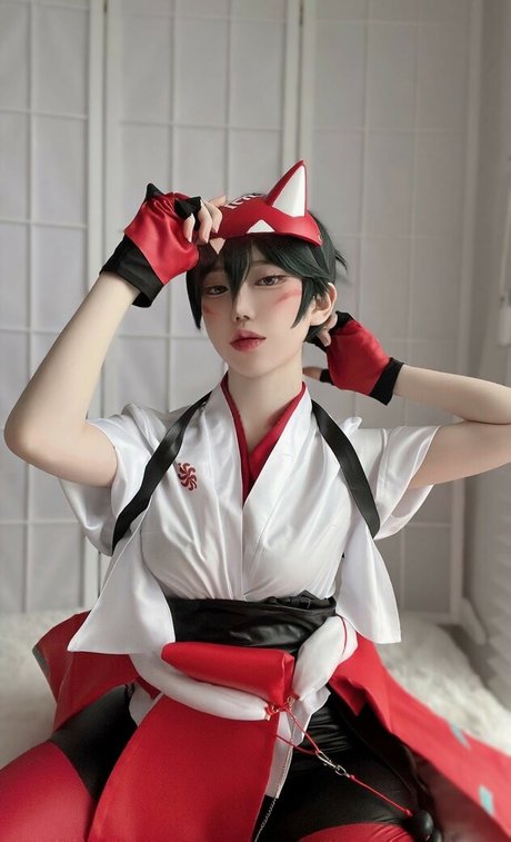 imeva art star photos