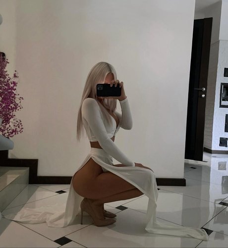 Kate Kirienko erotic pornstar gallery