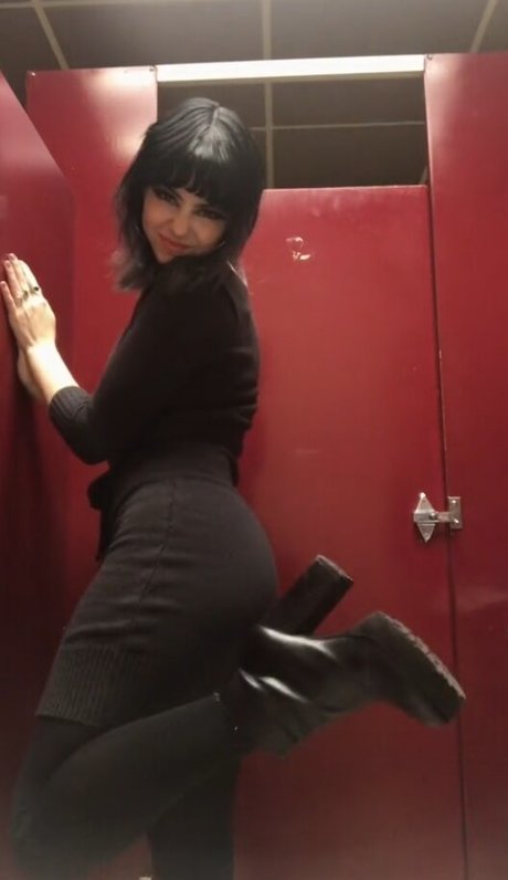 OkayGnomie pornstar free pictures