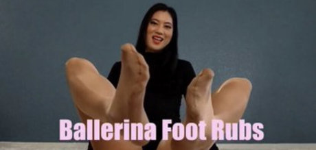 Miss Mae Ling nude model images