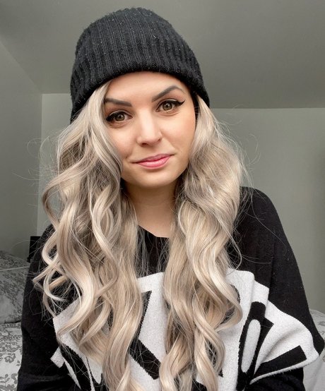 Emma Blackery model art galleries