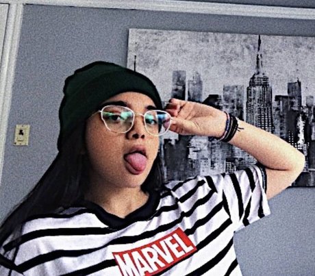 Iman Vellani pornstar top image