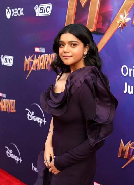 Iman Vellani star hot pic