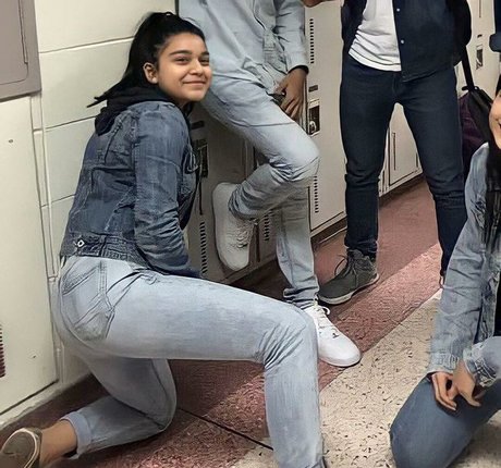 Iman Vellani model porn photo