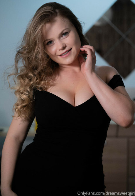 pretty pussy onlyfans free porn pictures